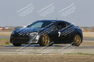 media/Oct-18-2025-Speed Ventures (Sat) [[8b3b7cf525]]/Purple/Session 1 (Sweeper)/